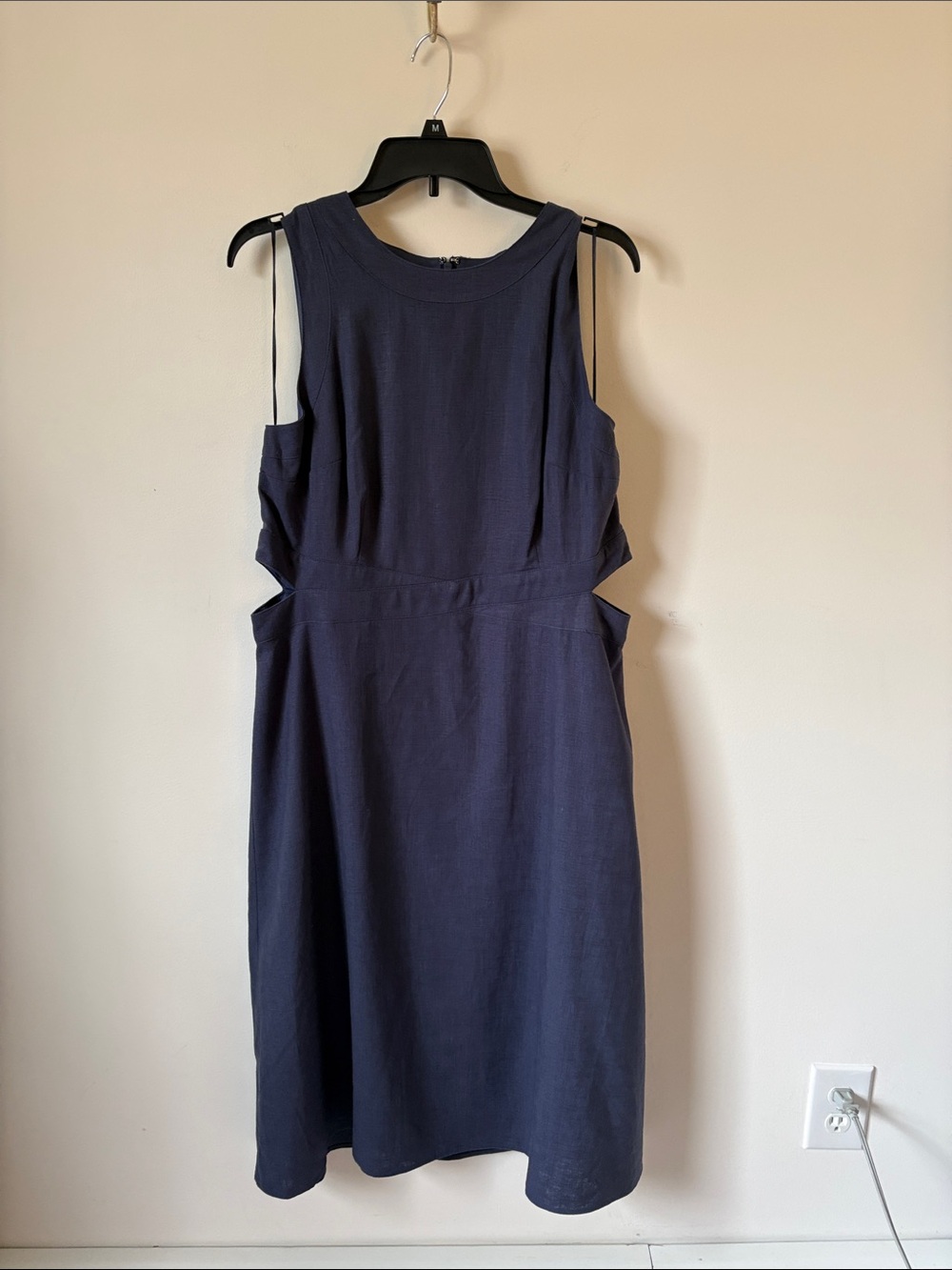 Sleeveless Navy Cutout Sheath Dress